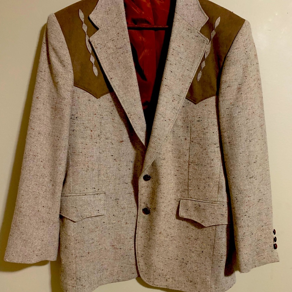 Men’s vintage suit jacket. 42L